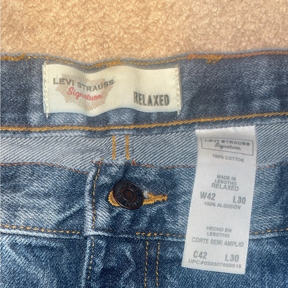 Levi Strauss Signature Relaxed Men’s Denim Jeans Size 42x30 Medium Wash - Picture 4 of 4
